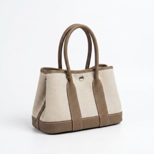 Noir Canvas 23